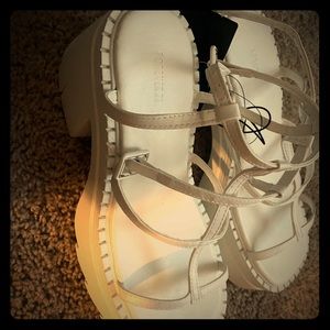 FOREVER 21 Platform Strappy Heel - White - Size 7